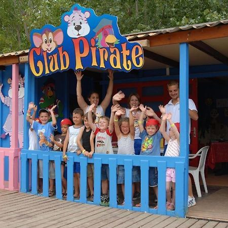Camping Valras Climatise Hotel Sérignan Buitenkant foto